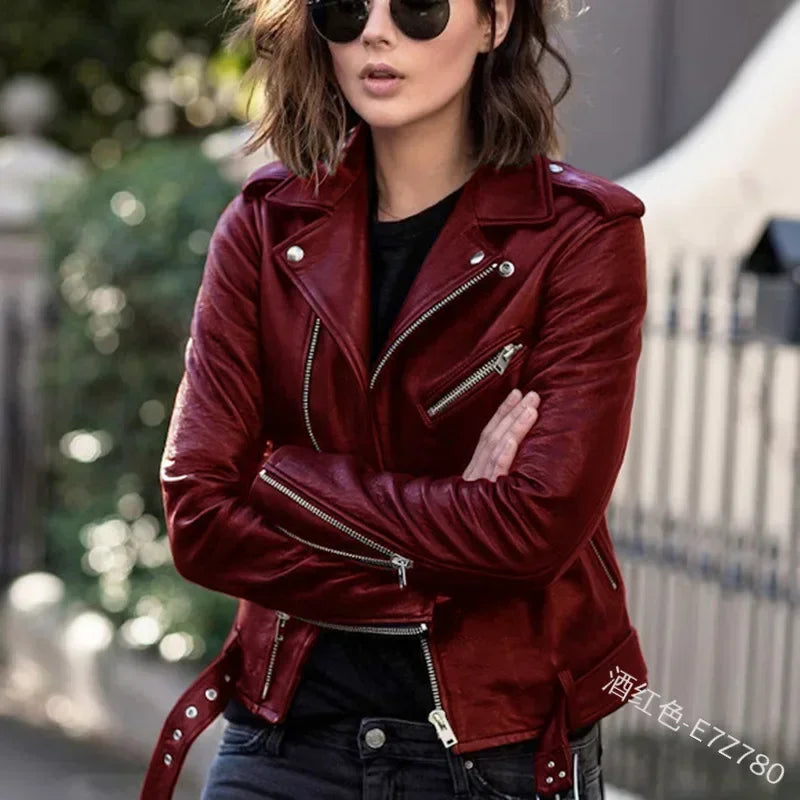 Veste Biker Femme - Cuir Véritable - Coupe Ajustée - Détails Zippés et Ceinture